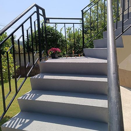 Casa En San Pantaleon Apartment Paderne Bagian luar foto