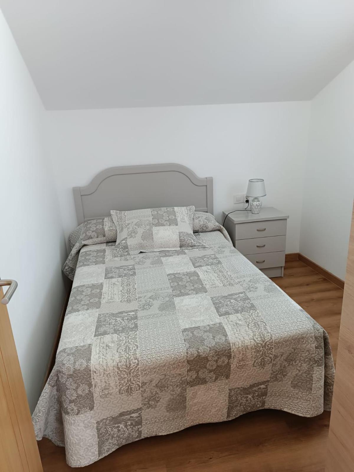 Casa En San Pantaleon Apartment Paderne Bagian luar foto